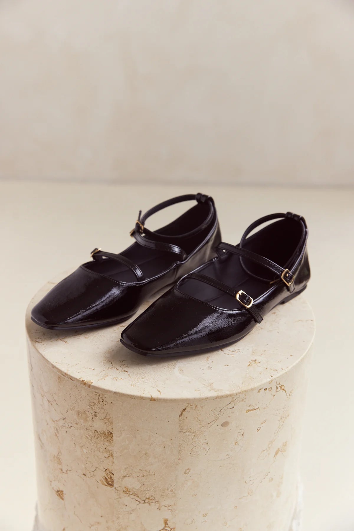 Alex Flat - Black